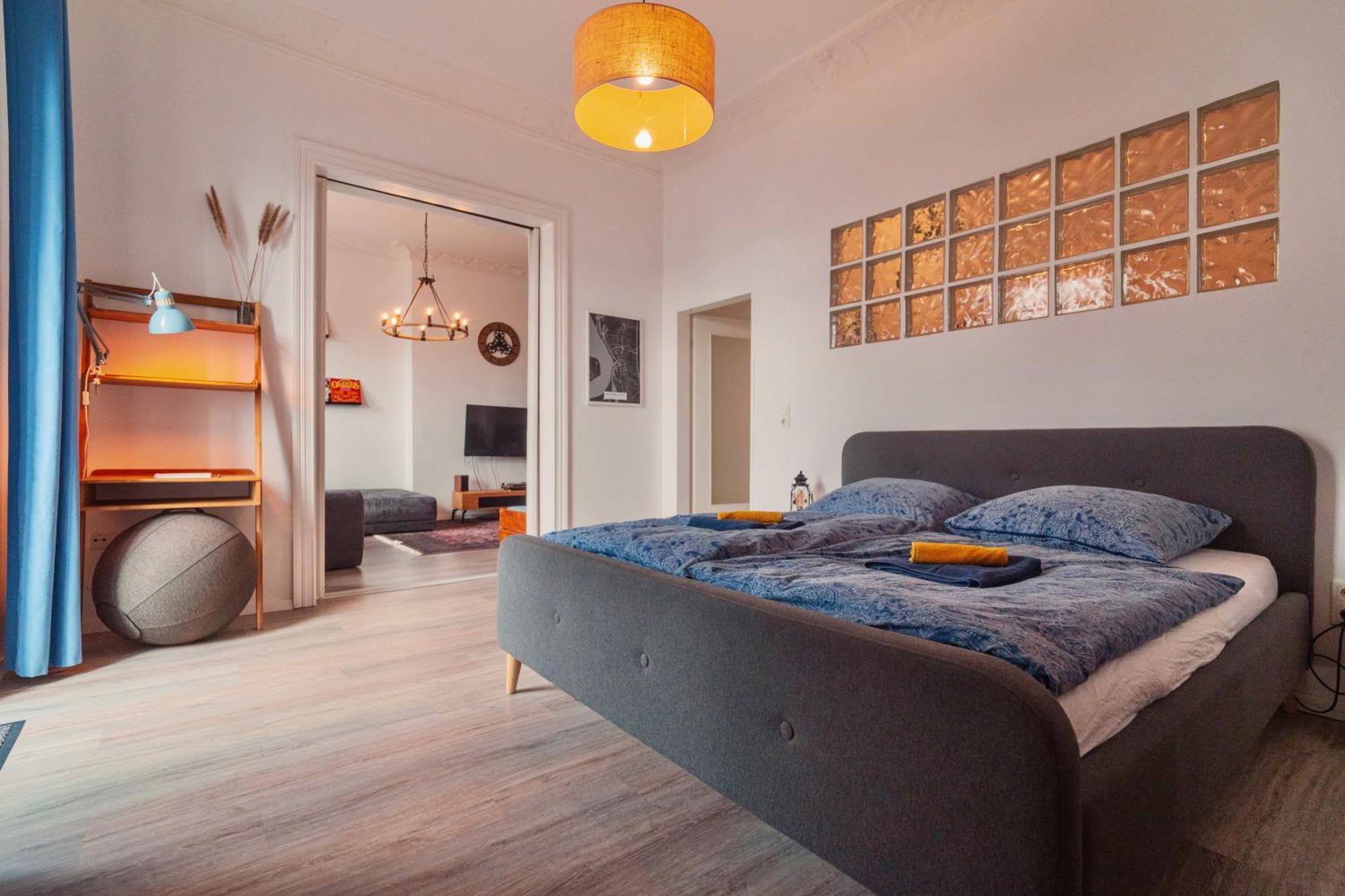 Urban Apartment - Stilvoll & Im Herzen Der Stadt Bremerhaven Bagian luar foto